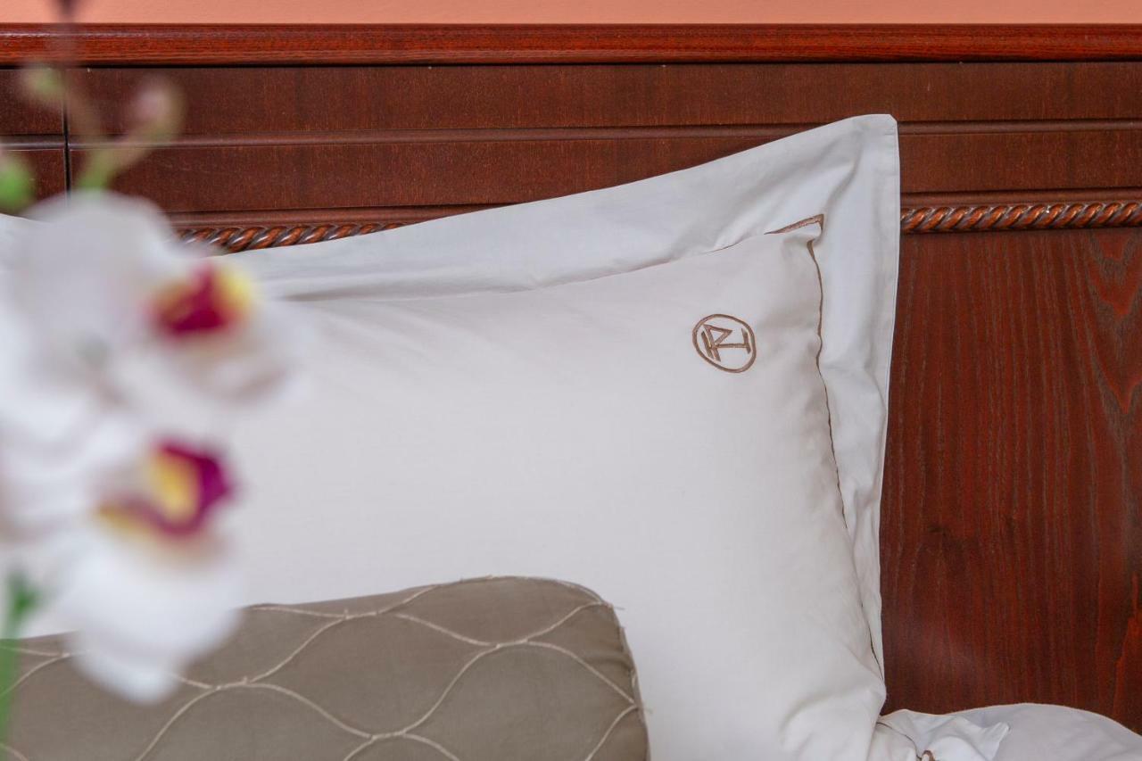 Hotel Pella ヤニツァ エクステリア 写真
