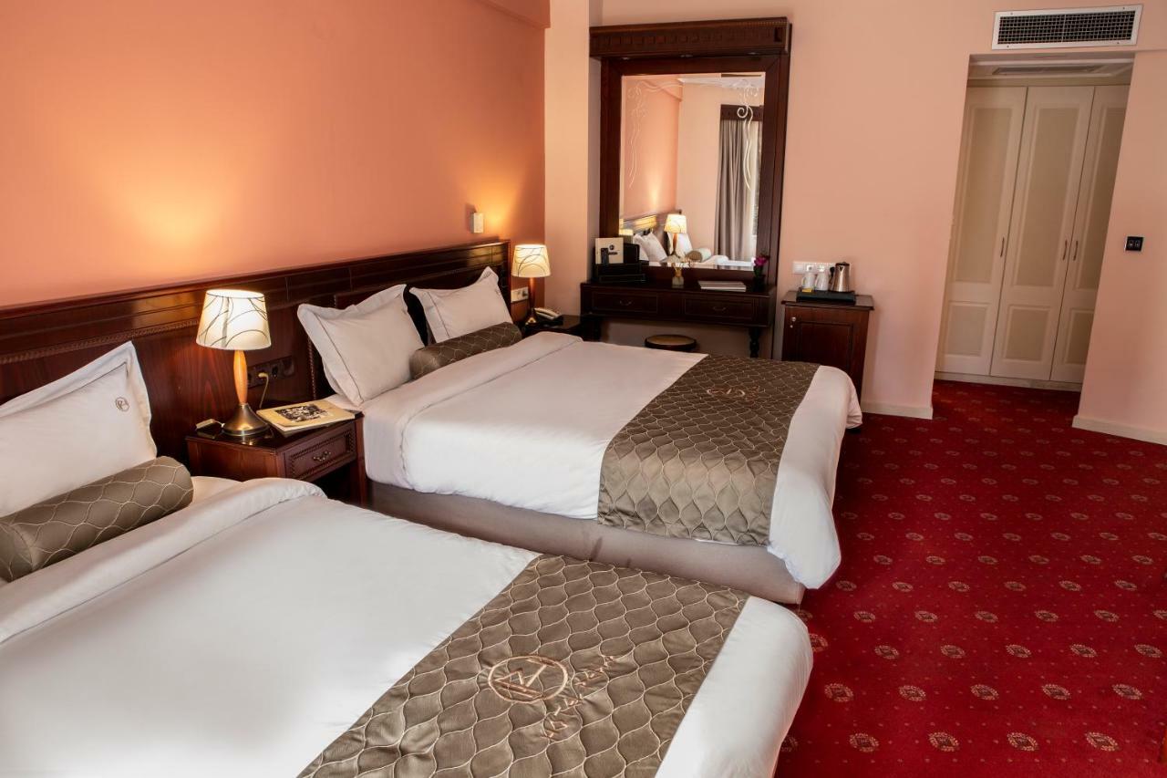 Hotel Pella ヤニツァ エクステリア 写真