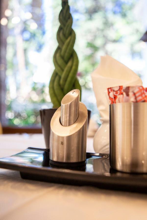 Hotel Pella ヤニツァ エクステリア 写真