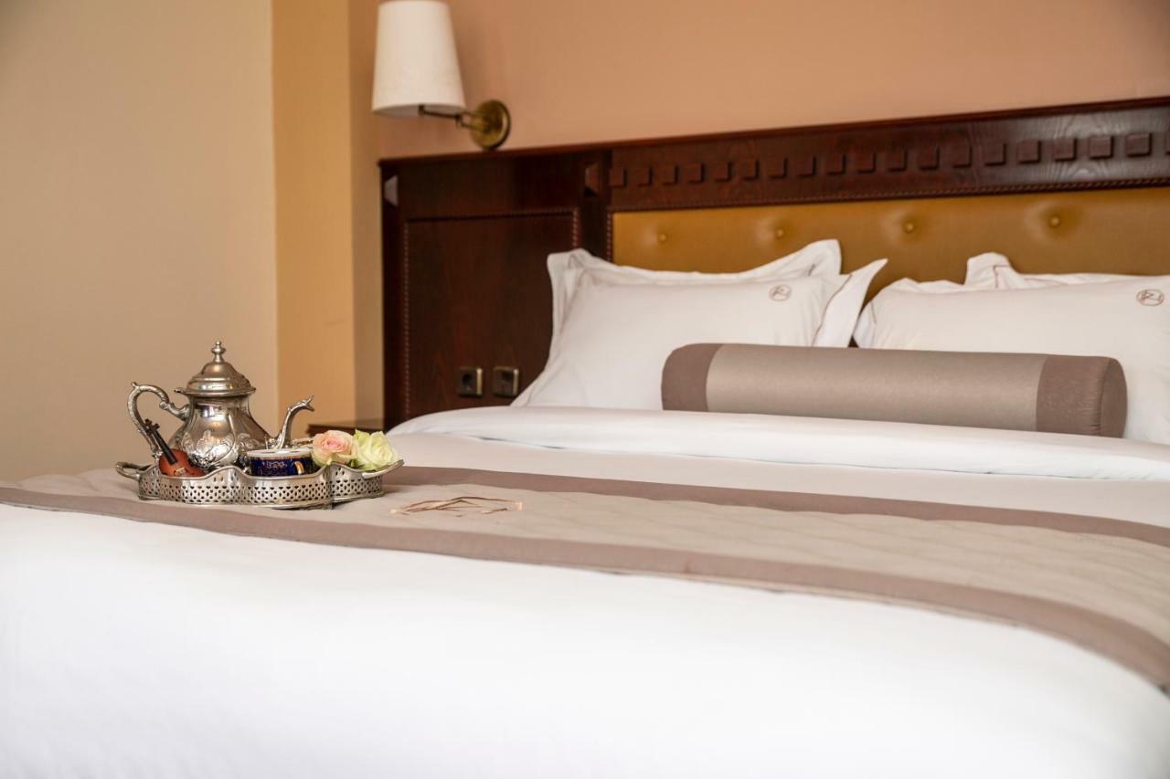 Hotel Pella ヤニツァ エクステリア 写真