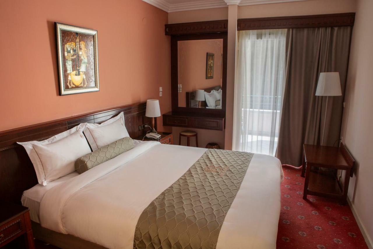 Hotel Pella ヤニツァ エクステリア 写真